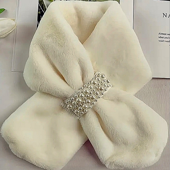 NWT Vintage Style Classic Gorgeous Faux Fur Collar With Pearl Loop Versitile… - Picture 1 of 1